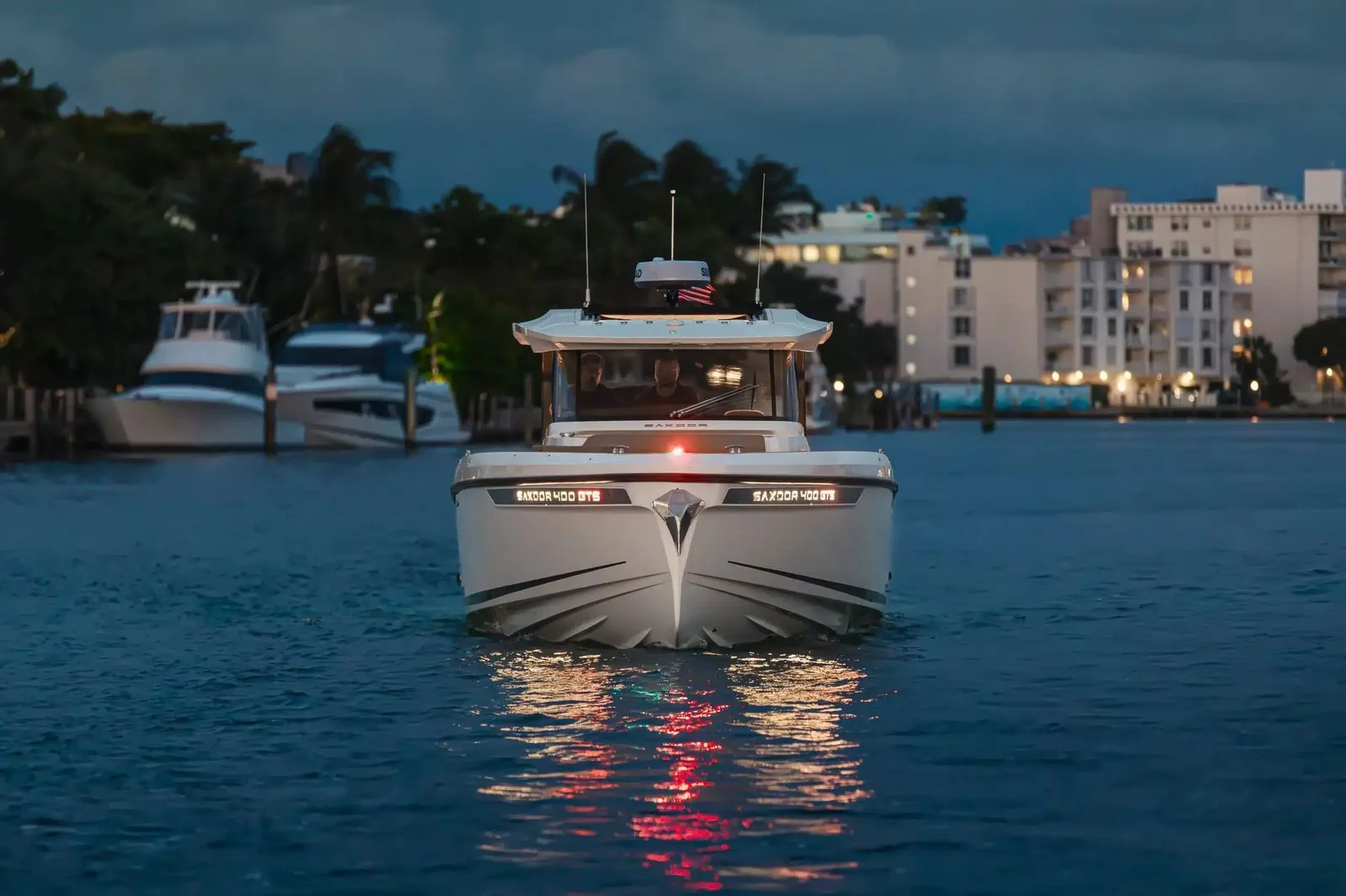 Week-end en yacht Saxdor 400 GTS sur la Côte d'Émeraude